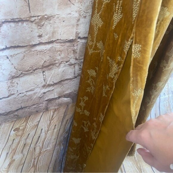 ELIZABETH & JAMES Valerie Floral Velour Maxi Dress in Brass Glitter Size 8 NWT - Picture 4 of 8